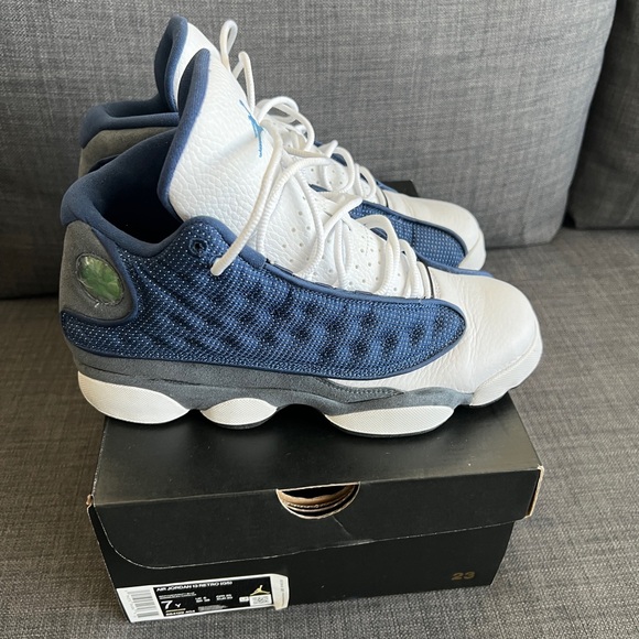 Air Jordan Flint Grey Boy Size